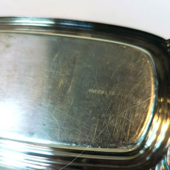 Vintage Oneida Silver-Plated Butter Dish With Ornate Lid Rectangular Shape - Picture 9 of 9